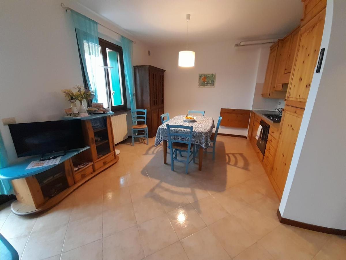 Mahatma Residence Lake View Лацизе Екстериор снимка